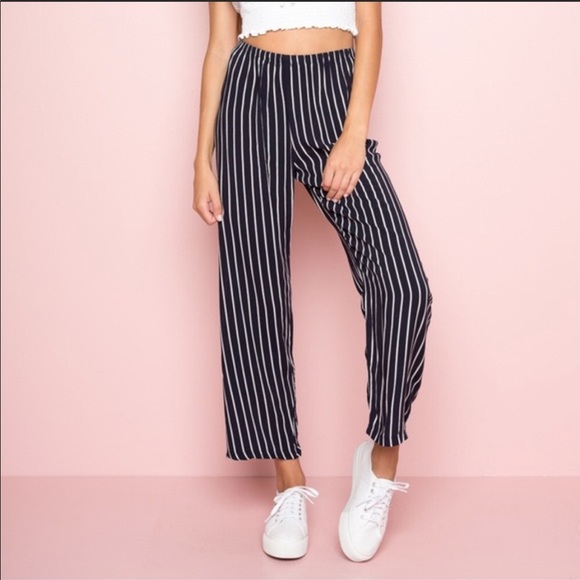 Brandy Melville Black and White Striped Pants - Picture 1 of 6